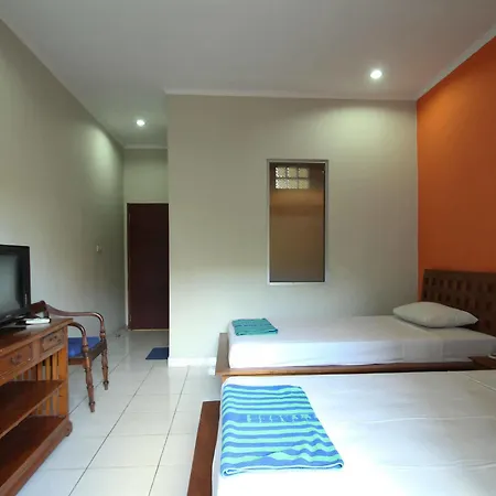 Sus Cottages II